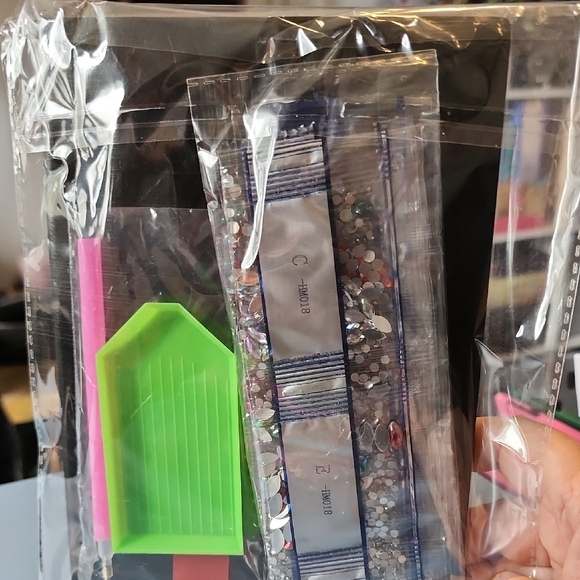 DIY Diamond Art Notebook Bookmark and Pen Case - Picture 2 of 8